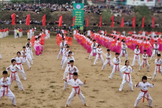 Xã Hát Môn khai mạc Đại hội thể dục - thể thao lần thứ I-2025