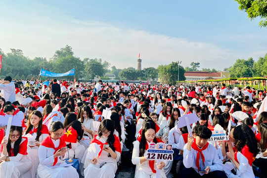 Hà Nội: hào hứng cổ vũ Amser Trần Bùi Bảo Khánh chinh phục đỉnh Olympia 2025
