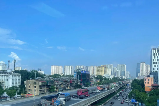 Thời tiết ngày 27/10/2025: Miền Bắc, Hà Nội ngày nắng hanh khô, trời lạnh