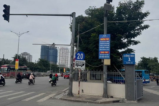 Bến xe Giáp Bát miễn phí cho các phương tiện vào đưa đón khách