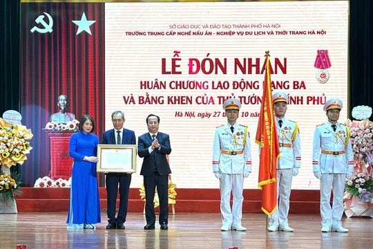 Trường TC nghề Nấu ăn - Nghiệp vụ du lịch và Thời trang Hà Nội kỷ niệm 50 năm thành lập