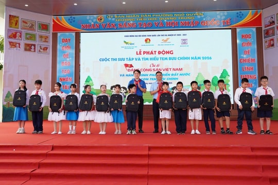 Hành trình phát triển đất nước qua con tem bưu chính