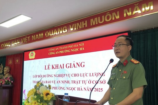 Công an phường Ngọc Hà khai giảng lớp huấn luyện, bồi dưỡng chính trị
