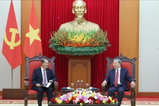 Tổng Bí thư Tô Lâm: Dành ưu tiên cao nhất để hỗ trợ Lào triển khai các vấn đề chiến lược trong nhiệm kỳ mới
