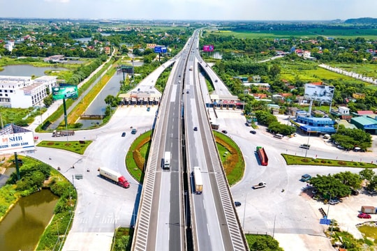 Điều chỉnh lưu thông trên cao tốc Cầu Giẽ - Ninh Bình để thi công nút giao Liêm Sơn