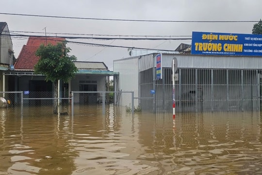 Đà Nẵng: Lũ trên sông Thu Bồn vượt mức báo động 3 hơn 1,2m