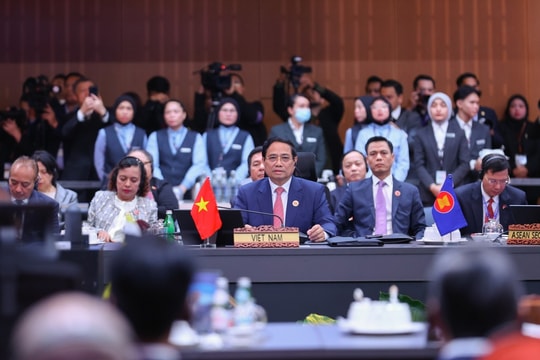 Thủ tướng đề xuất ba định hướng chiến lược tại Hội nghị Cấp cao ASEAN-Trung Quốc 28
