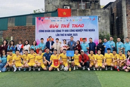 Đồng hành cùng doanh nghiệp, phát triển vững mạnh tổ chức Công đoàn