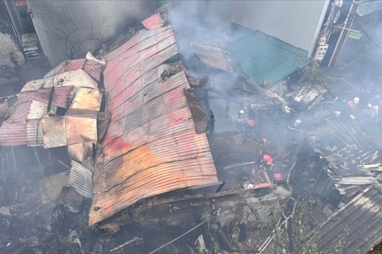 Hà Nội: Một người tử vong trong vụ cháy nhà ở Tây Mỗ