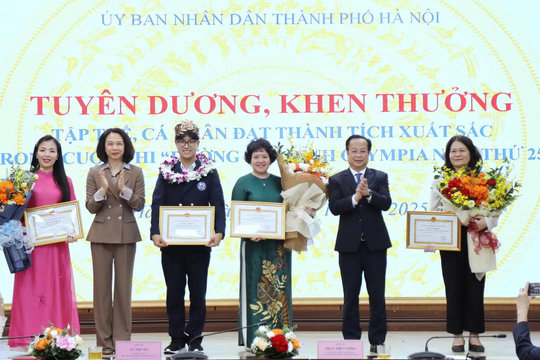 Hà Nội khen thưởng Quán quân Đường lên đỉnh Olympia Trần Bùi Bảo Khánh