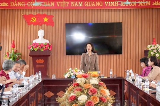 Kiểm tra đột xuất mô hình tổ chức bữa ăn bán trú trên địa bàn xã An Khánh