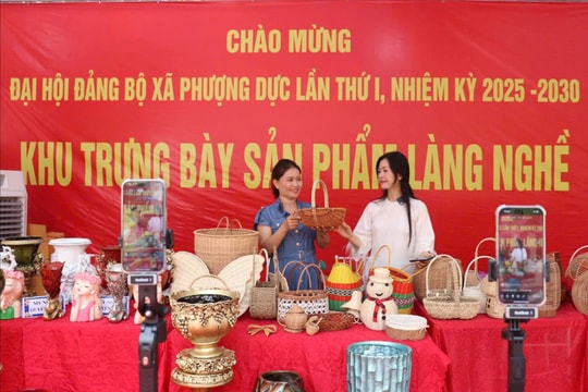 Triển lãm sản phẩm làng nghề xã Phượng Dực năm 2025 diễn ra t ừ ngày 6 đến ngày 9-11