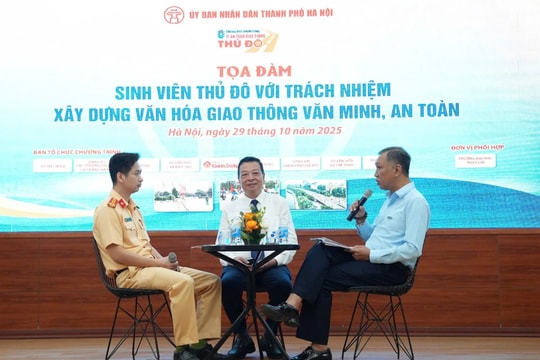 Mỗi sinh viên là một tuyên truyền viên về văn hoá giao thông văn minh