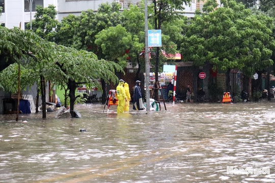 Hà Nội: Đôn đốc bàn giao hạ tầng thoát nước để giảm úng ngập