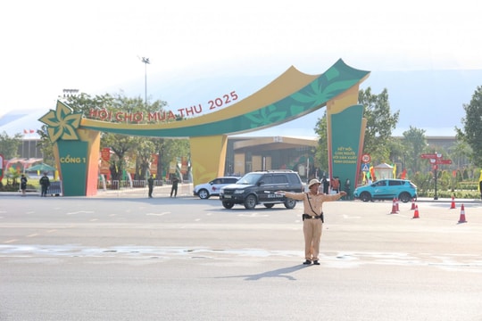 Phương án phân luồng giao thông bảo đảm an toàn Hội chợ Mùa Thu 2025 của Công an Hà Nội