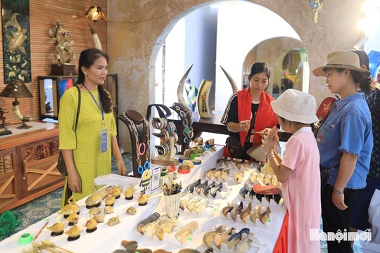 Làng nghề Hà Nội cần "cú huých” hạ tầng để cất cánh du lịch