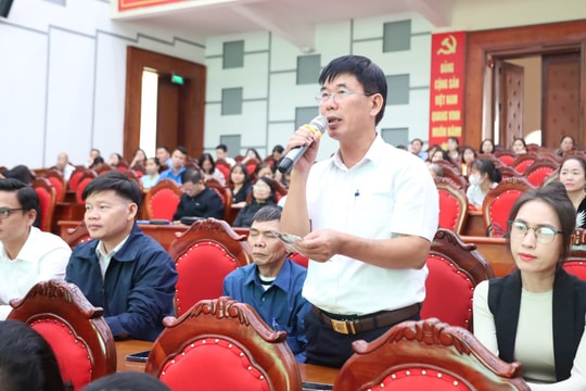 Người dân xã Quang Minh kiến nghị về thủ tục hành chính