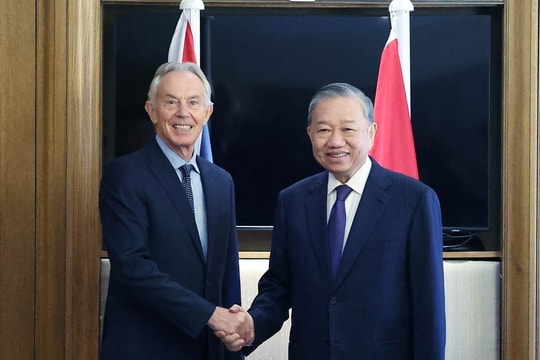 Tổng Bí thư Tô Lâm gặp ông Tony Blair