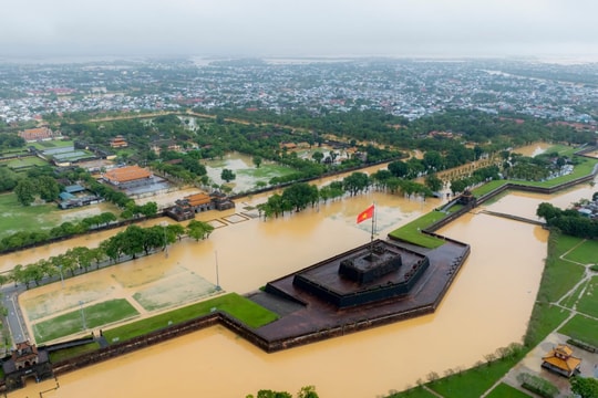 Huế hửng nắng, nhưng tuần tới còn mưa to