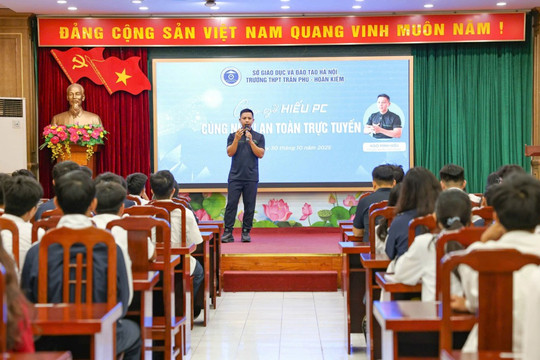 Cùng học sinh THPT Trần Phú - Hoàn Kiếm khám phá bí quyết lướt mạng an toàn