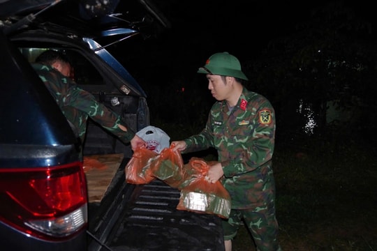 Lực lượng vũ trang Đà Nẵng dốc toàn lực ứng phó mưa lũ