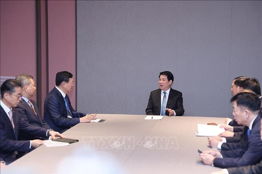 Tuần lễ Cấp cao APEC 2025: Chủ tịch nước Lương Cường tiếp Chủ tịch Tập đoàn Lotte