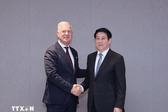 Tuần lễ cấp cao APEC 2025: Chủ tịch nước Lương Cường tiếp và làm việc với các Tập đoàn lớn