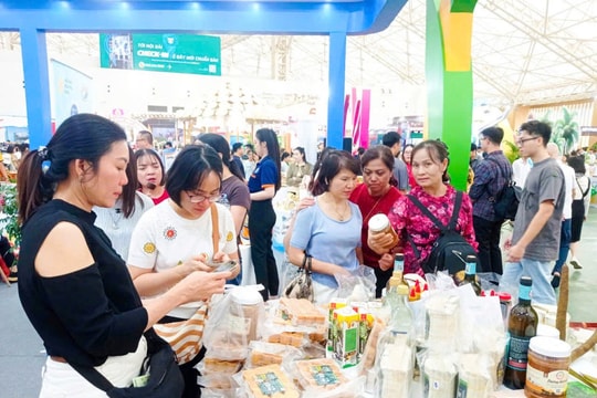 An Giang mang sắc màu miền Tây đến Hội chợ Mùa Thu tại Hà Nội