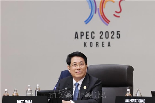 Chủ tịch nước Lương Cường dự phiên thứ nhất của Hội nghị các nhà lãnh đạo APEC 2025