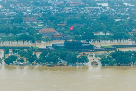 Miền Trung còn mưa lớn phức tạp, Thủ tướng chỉ đạo khẩn