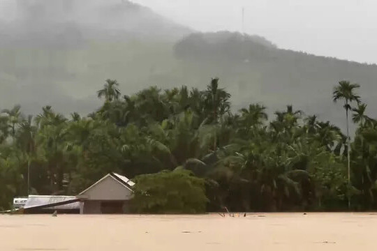 Hà Nội thăm hỏi, hỗ trợ 3 tỉnh, thành phố miền Trung 30 tỷ đồng khắc phục mưa lũ