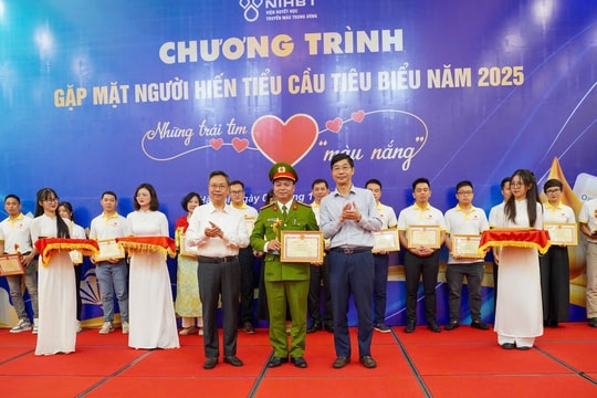 Tôn vinh 180 tấm gương hiến máu, hiến tiểu cầu