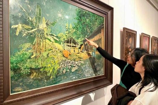 Ngắm nhìn vẻ đẹp cuộc sống qua “Đôi mắt người Sơn Tây”