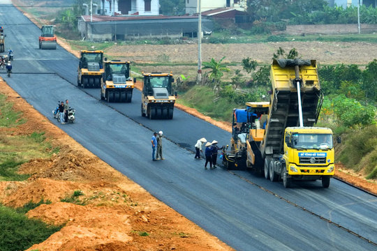 Tăng tốc giải ngân đầu tư công