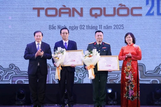 Bế mạc Liên hoan Chèo toàn quốc 2025: Đưa hơi thở cuộc sống đương đại vào sân khấu