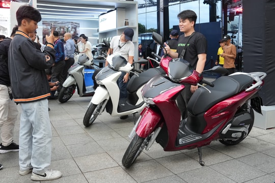 Honda tung ra loạt xe máy mới hợp chuẩn khí thải Euro 3