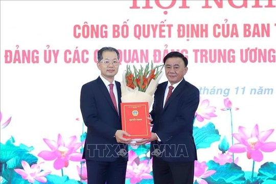 Đồng chí Nguyễn Văn Quảng giữ chức Bí thư Đảng ủy Tòa án nhân dân tối cao