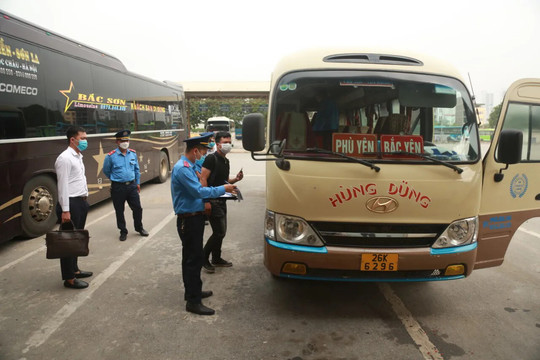 Hà Nội: tăng cường kiểm tra, kiểm soát hoạt động kinh doanh vận tải hành khách