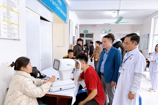 Thanh niên phường Thanh Liệt khám sơ tuyển nghĩa vụ quân sự năm 2026