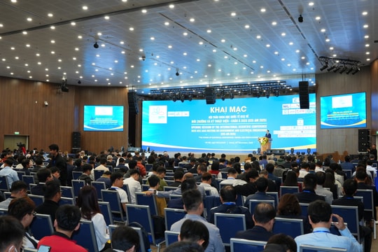 Khai mạc hội thảo quốc tế về môi trường và kỹ thuật điện