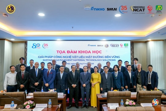 Phát triển hạ tầng giao thông xanh và giảm phát thải khí nhà kính