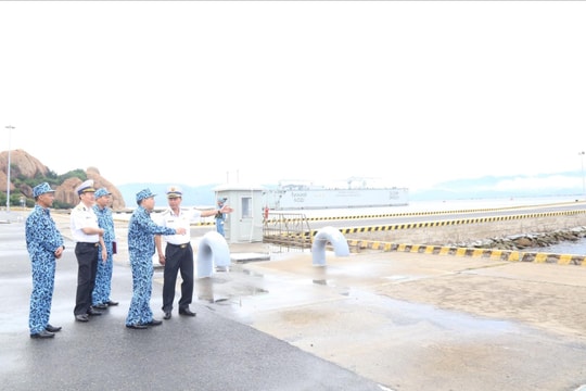 “Cứu dân là mệnh lệnh từ trái tim” khi ứng phó với bão số 13