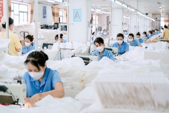 Nâng cao vai trò và chất lượng đội ngũ công nhân lao động