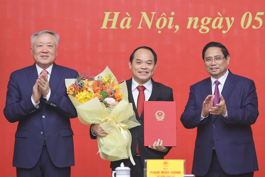 Thủ tướng trao quyết định bổ nhiệm Phó Tổng Thanh tra Thường trực Thanh tra Chính phủ 