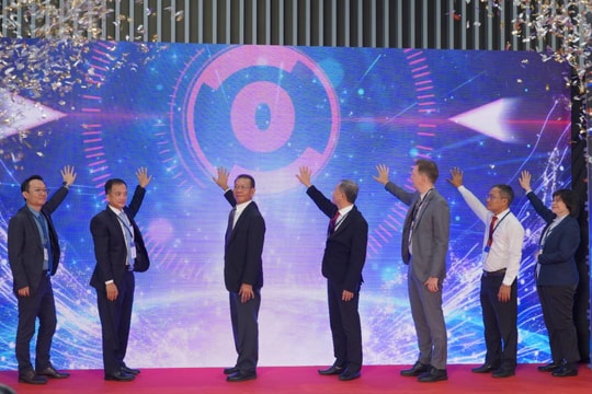 TP Hồ Chí Minh: Khai mạc chuỗi triển lãm về công nghiệp hỗ trợ và năng lượng Việt Nam