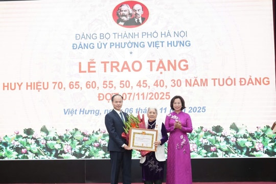 Chủ tịch Ủy ban MTTQ  TP Hà Nội Mỗi đảng viên tại cơ sở là "mắt xích" quan trọng tạo nên sức sống mới cho Thủ đô