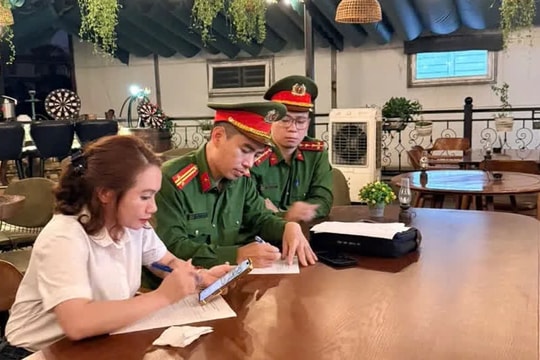 Công an phường Tây Hồ tăng cường kiểm tra, xử lý cơ sở kinh doanh hoạt động sau 24 giờ