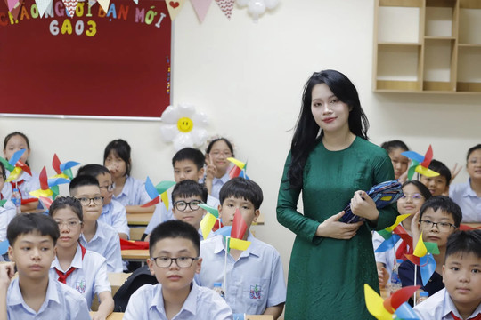 Bộ GD&ĐT lý giải về hệ số lương đặc thù của nhà giáo