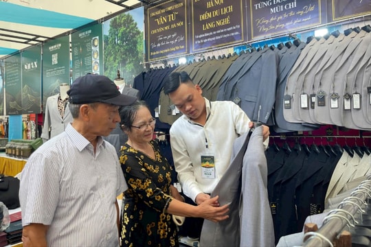 Số doanh nghiệp tăng mạnh, vốn bổ sung vào nền kinh tế gấp đôi cùng kỳ