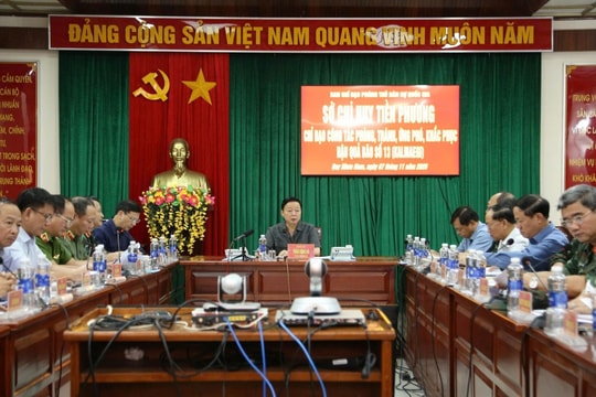 Gia Lai Bão số 13 khiến 2.400 nhà bị tốc mái và 2 người tử vong